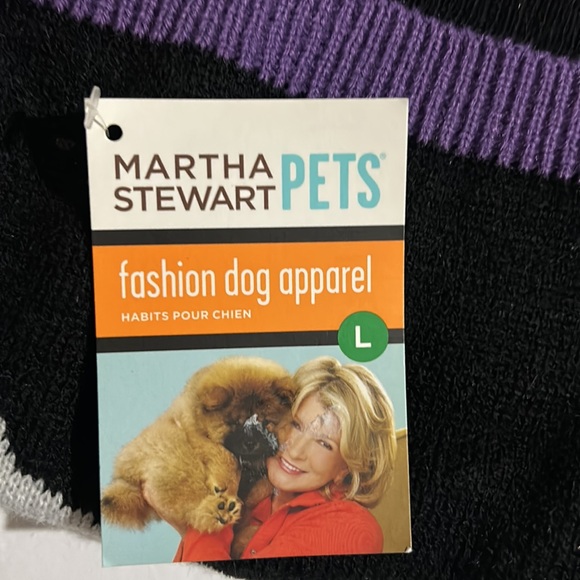 NWT MARTHA STEWART DOG SWEATER BLACK AND PURPLE WITH SKULL Large New - Picture 3 of 7
